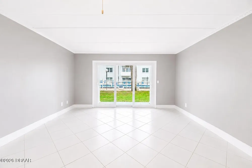 1926 Ocean Shore Boulevard #111 Ormond Beach, FL 32176