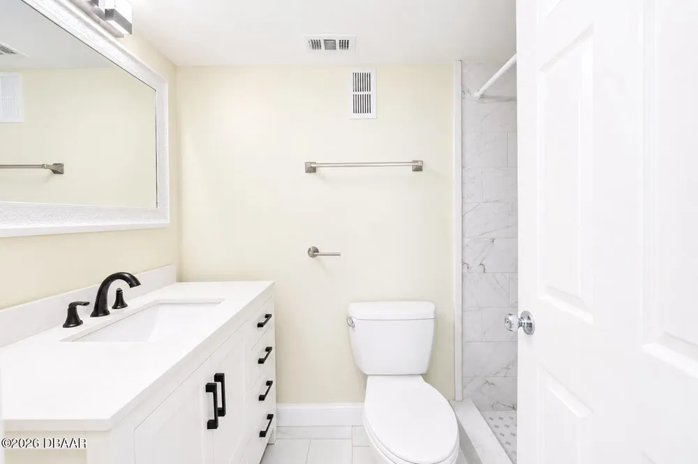 1926 Ocean Shore Boulevard #111 Ormond Beach, FL 32176