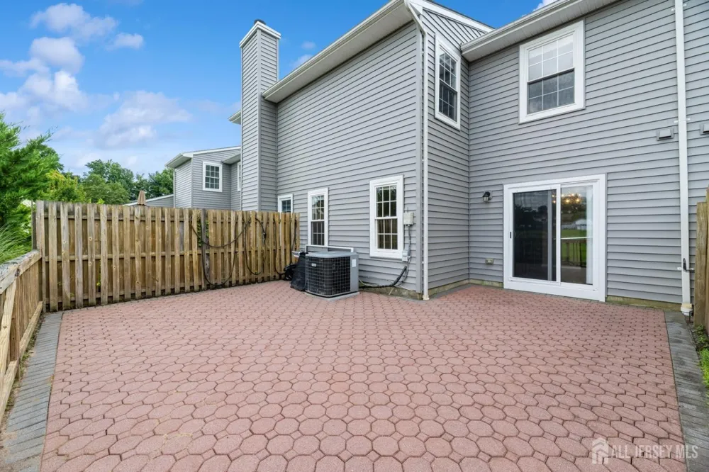 7 Sloop Square Howell, NJ 07228