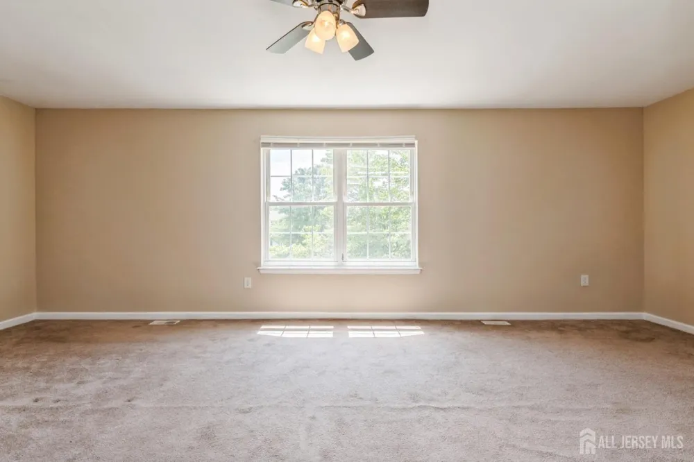7 Sloop Square Howell, NJ 07228