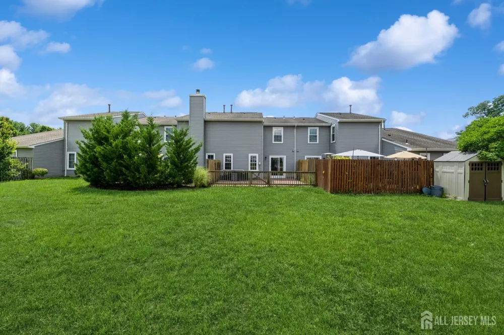 7 Sloop Square Howell, NJ 07228
