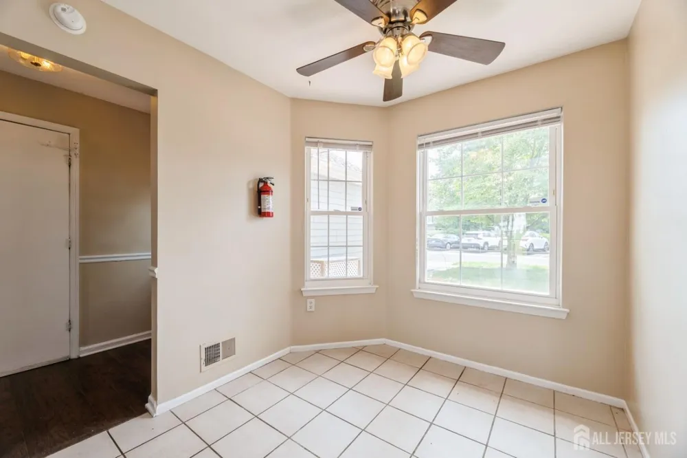 7 Sloop Square Howell, NJ 07228