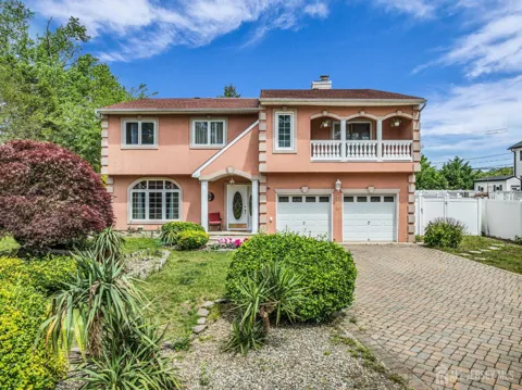513 Ilexberry Lane