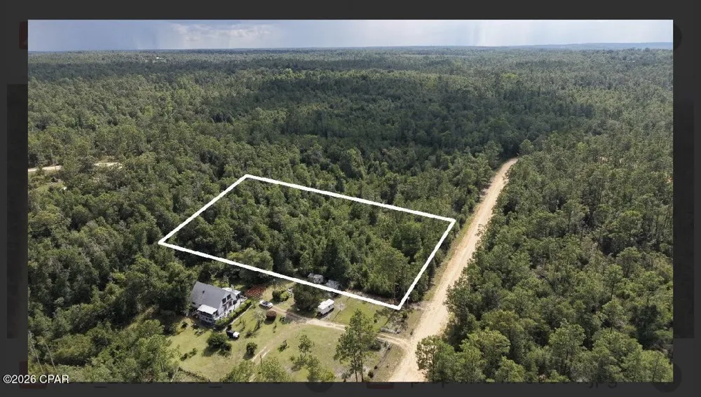 Arpana Circle Alford, FL 32420