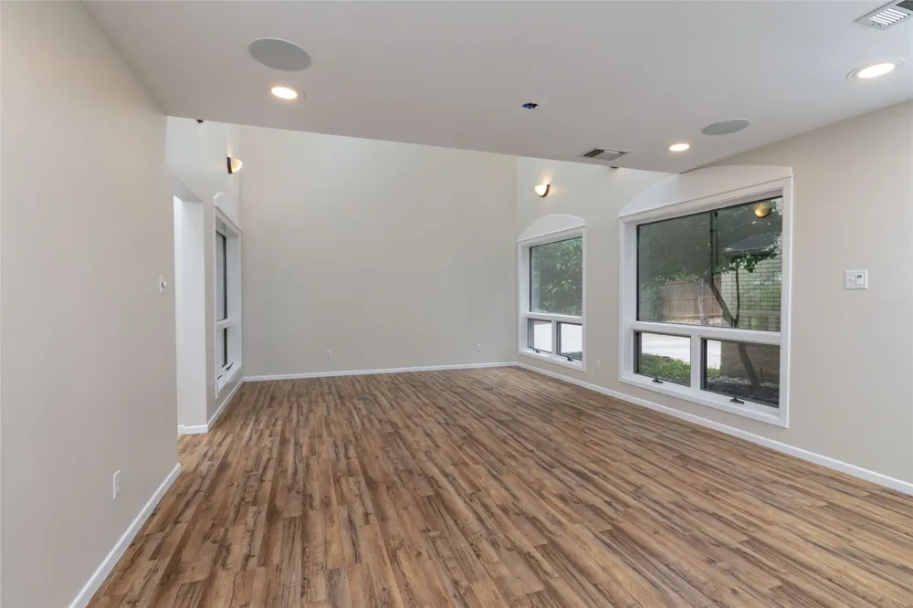 3505 Estates Drive Dalworthington Gardens, TX 76016