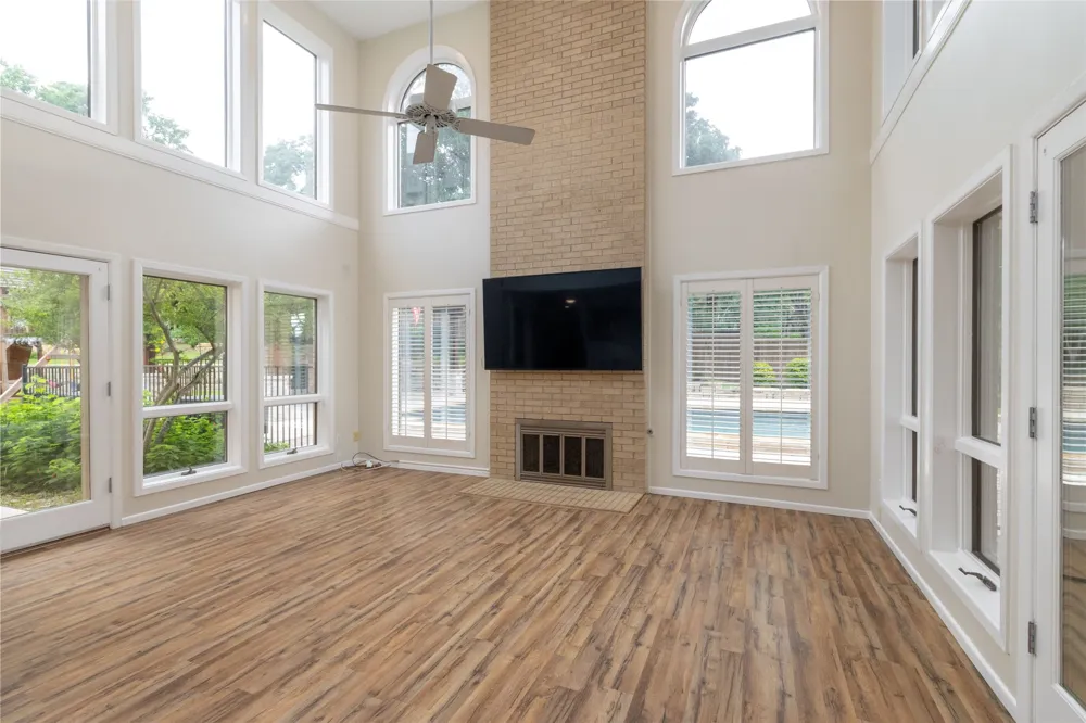 3505 Estates Drive Dalworthington Gardens, TX 76016