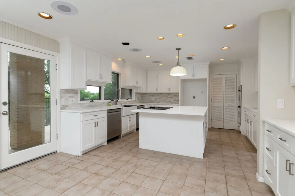 3505 Estates Drive Dalworthington Gardens, TX 76016