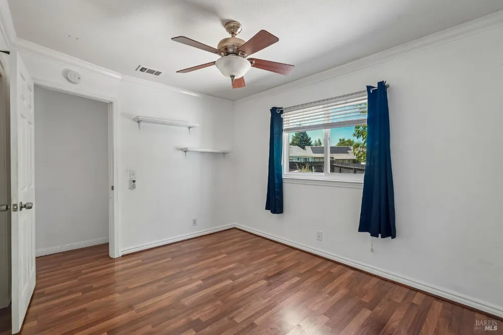 148 Columbia Drive Vacaville, CA 95687