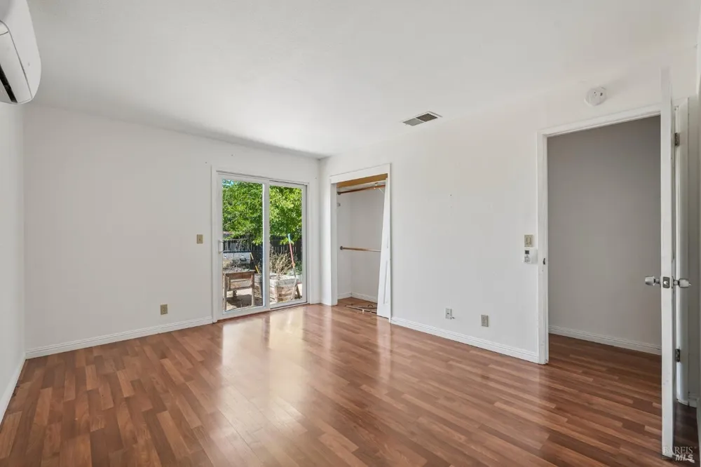 148 Columbia Drive Vacaville, CA 95687