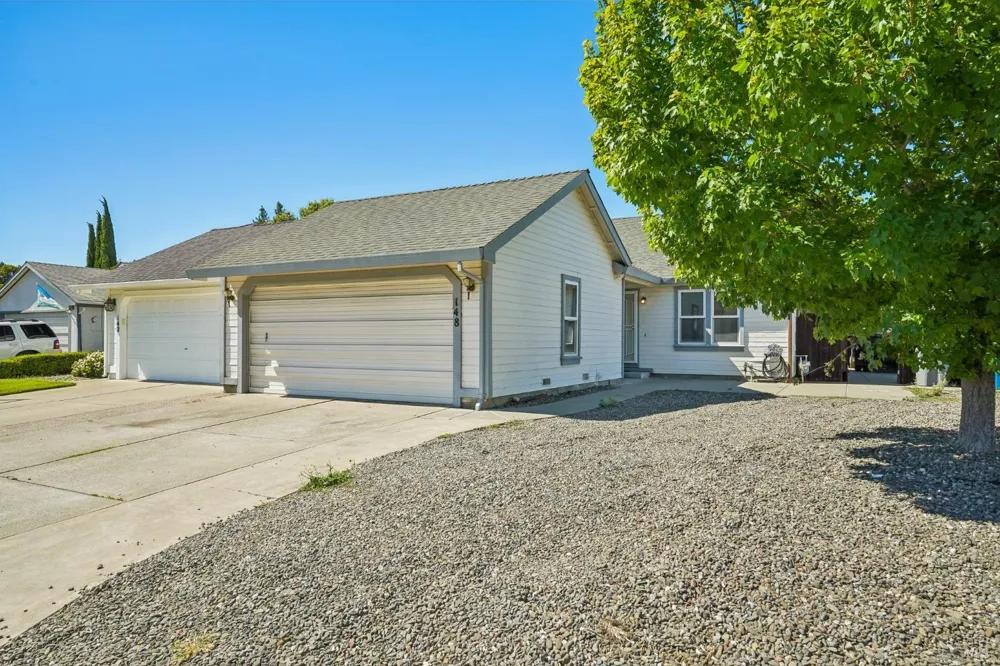 148 Columbia Drive Vacaville, CA 95687