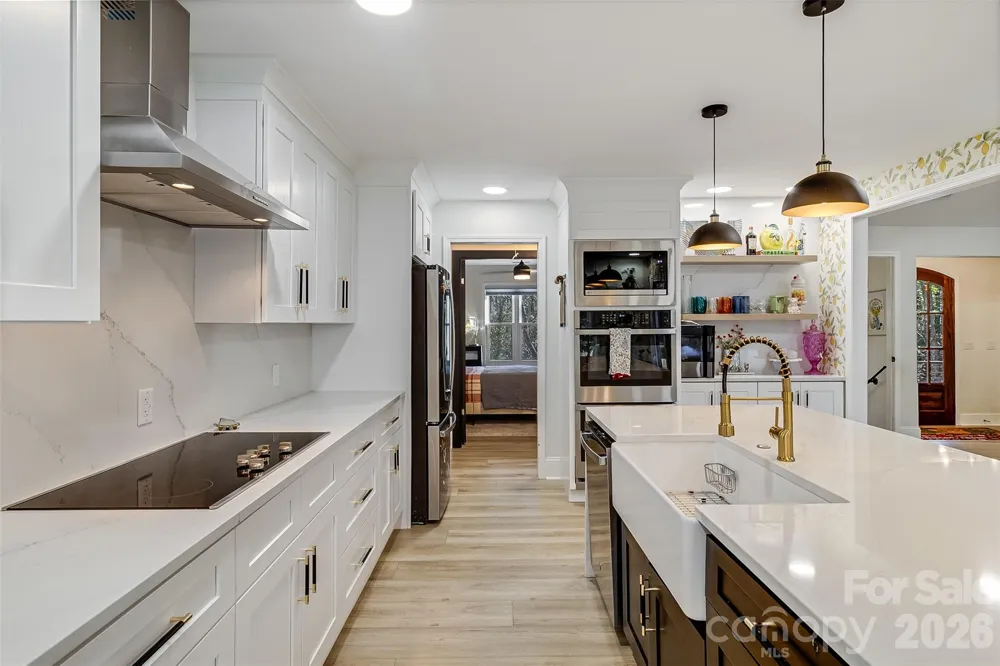 16 Tanglewood Road Lake Wylie, SC 29710