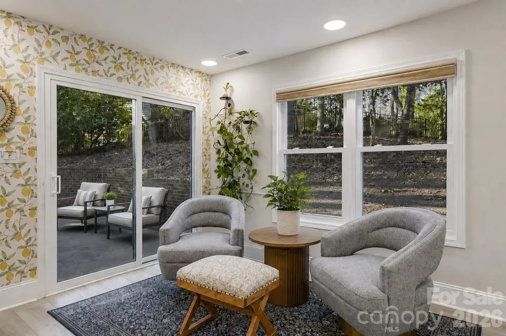 16 Tanglewood Road Lake Wylie, SC 29710