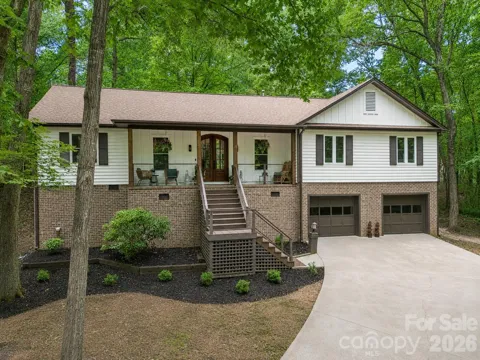 16 Tanglewood Road