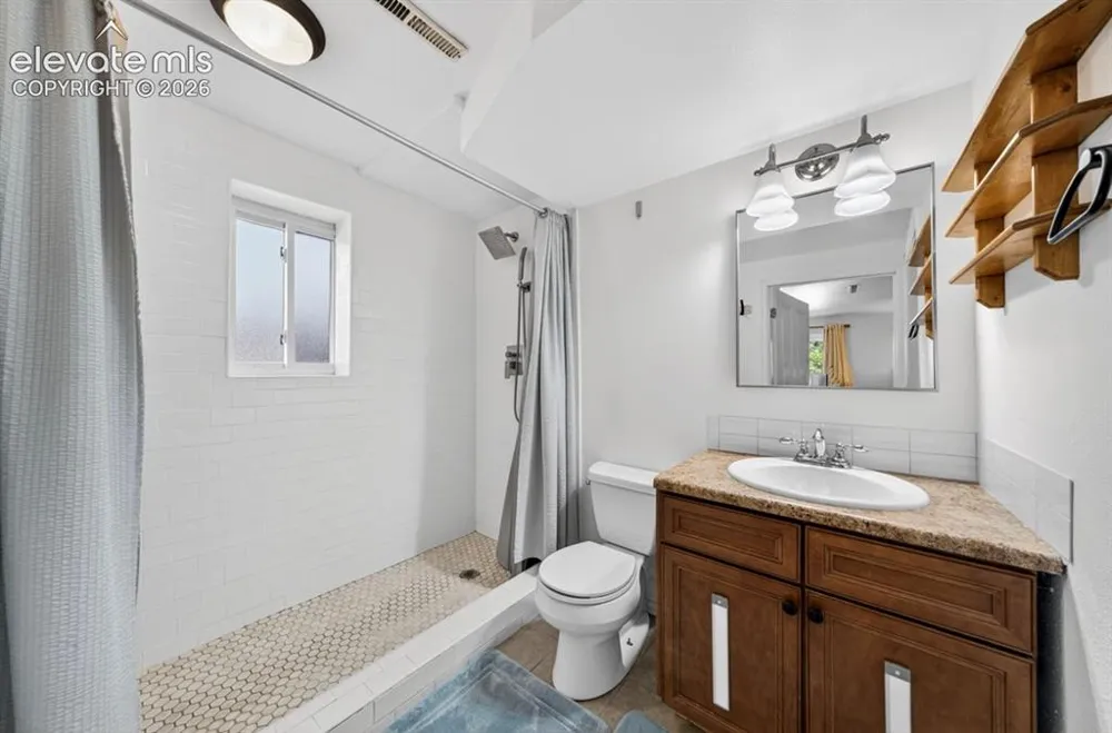 2071 Calle Fontana Fountain, CO 80817