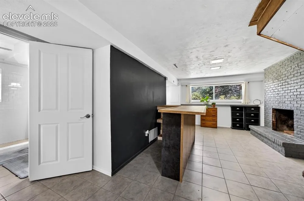 2071 Calle Fontana Fountain, CO 80817