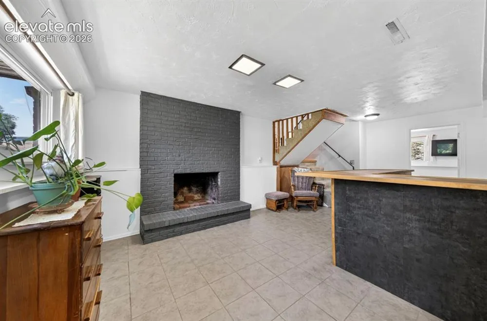 2071 Calle Fontana Fountain, CO 80817