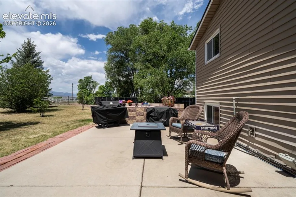 2071 Calle Fontana Fountain, CO 80817
