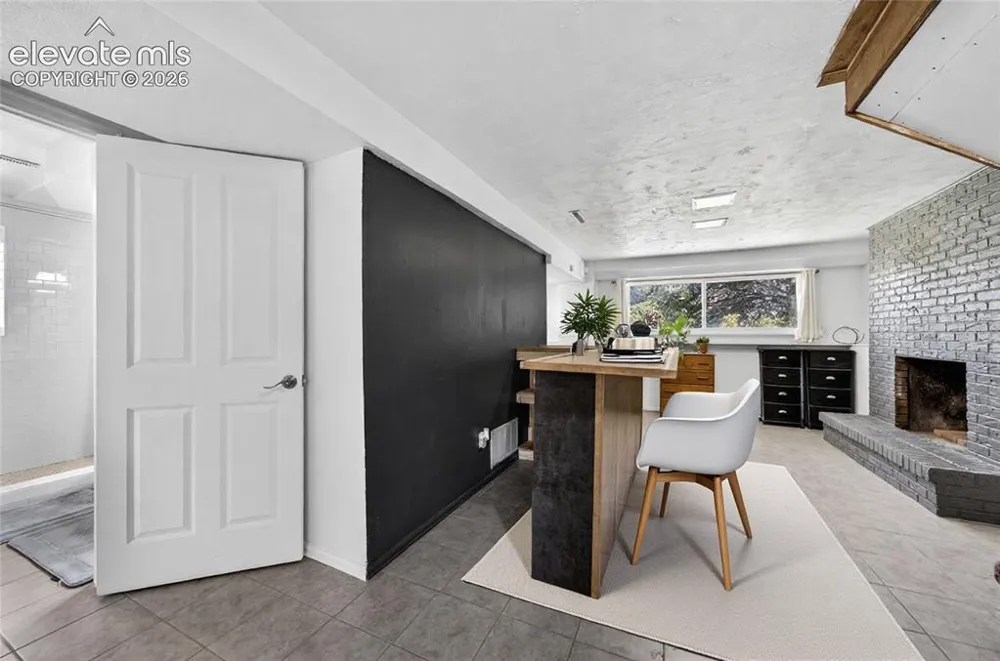 2071 Calle Fontana Fountain, CO 80817