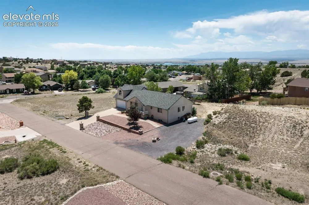 841 S Dogwood Drive Pueblo, CO 81007