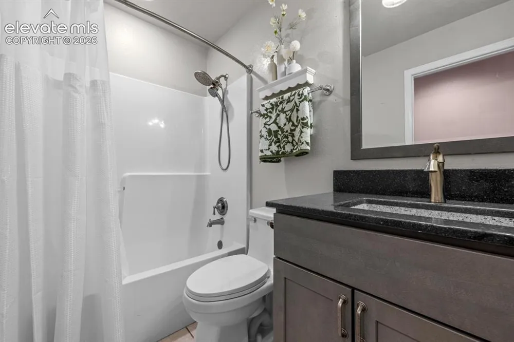 841 S Dogwood Drive Pueblo, CO 81007