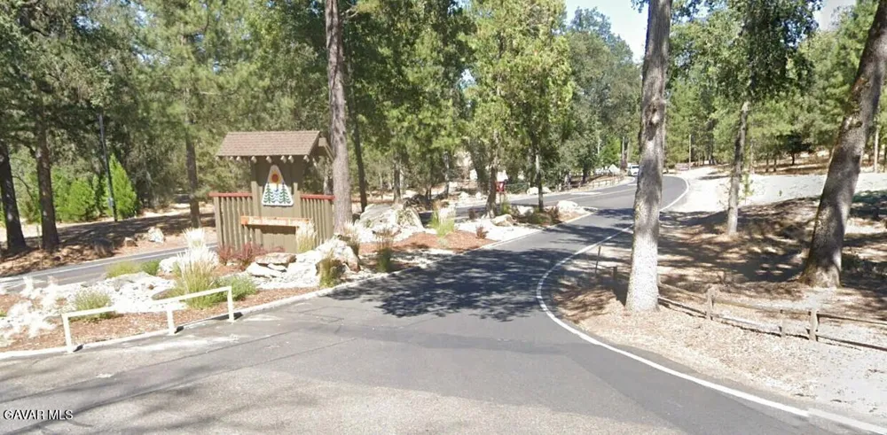 12105 Hillhurst Circle Goverland, CA 95321