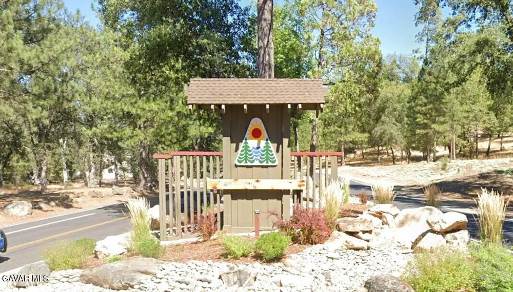 12105 Hillhurst Circle Goverland, CA 95321