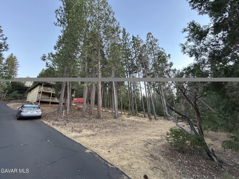 12105 Hillhurst Circle Goverland, CA 95321