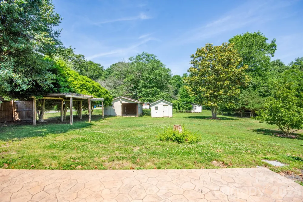 125 Linda Drive Harmony, NC 28634