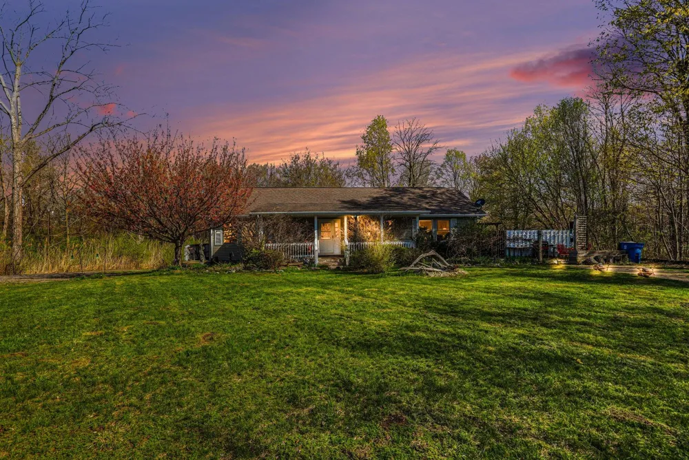 6675 122nd Avenue Fennville, MI 49408