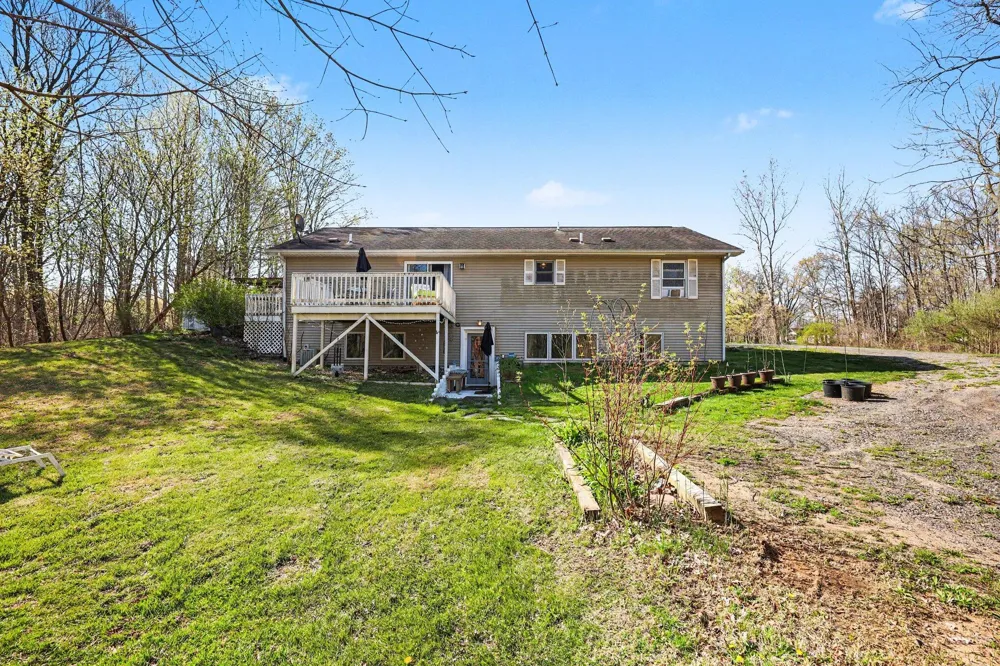 6675 122nd Avenue Fennville, MI 49408