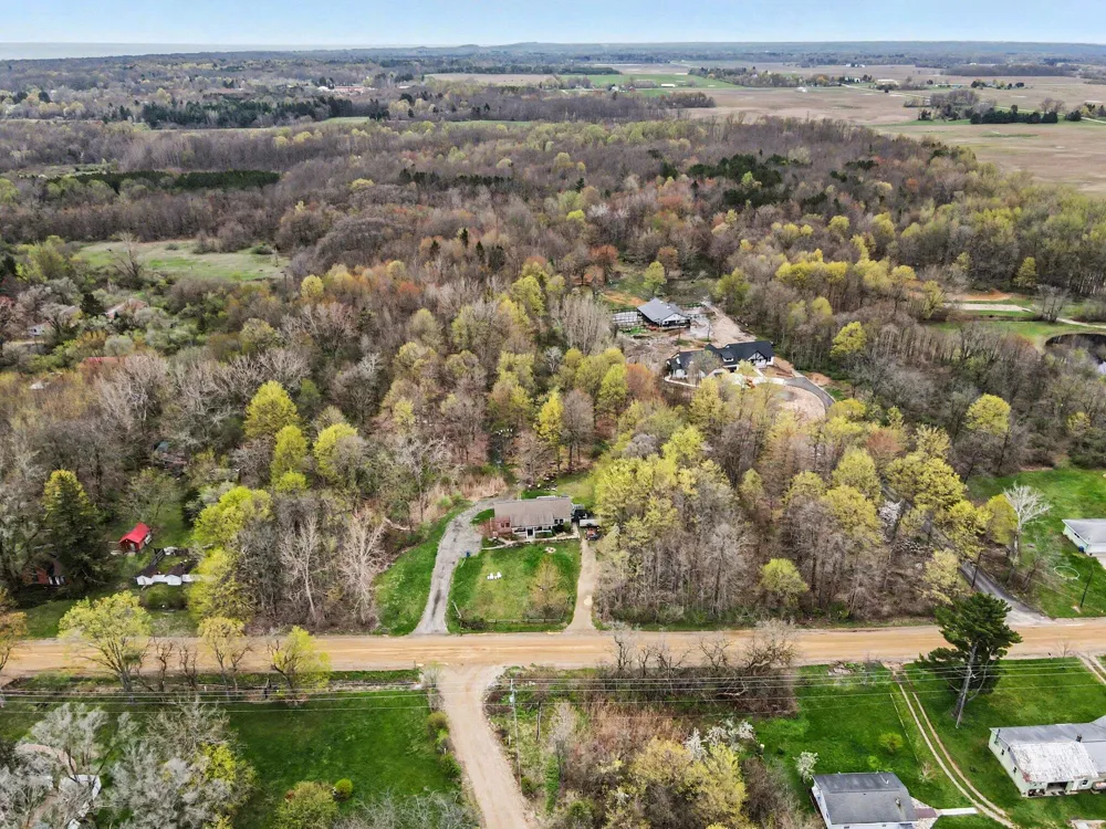 6675 122nd Avenue Fennville, MI 49408