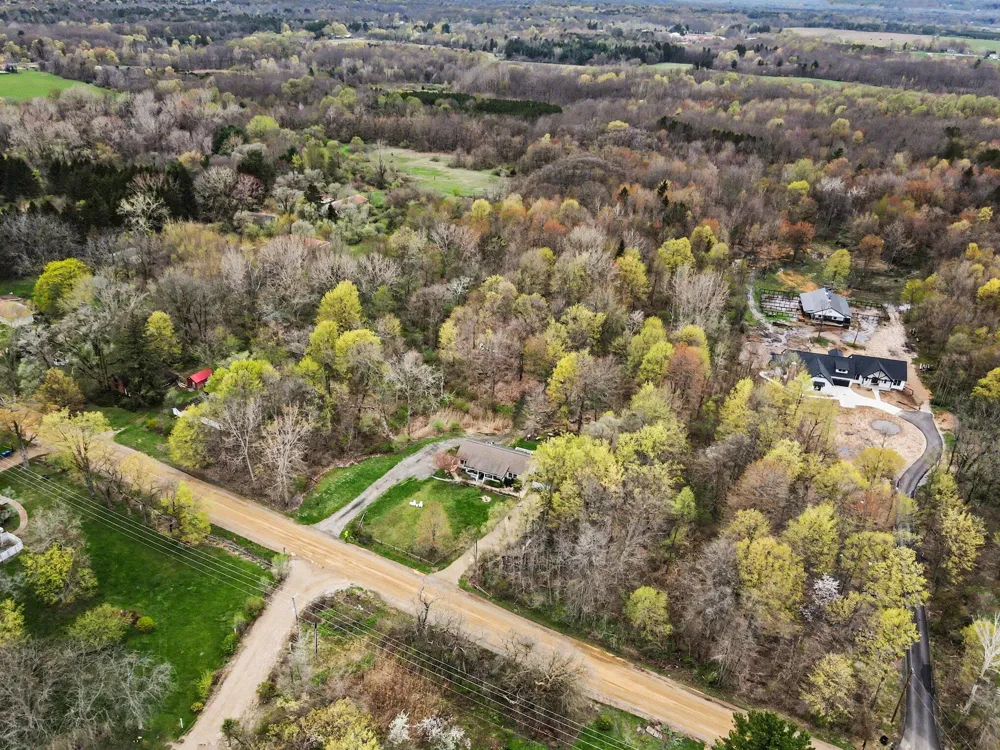 6675 122nd Avenue Fennville, MI 49408