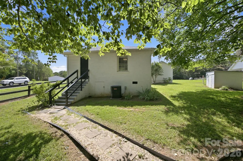 2693 Salem Church Road Lincolnton, NC 28092