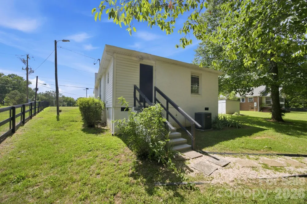 2693 Salem Church Road Lincolnton, NC 28092