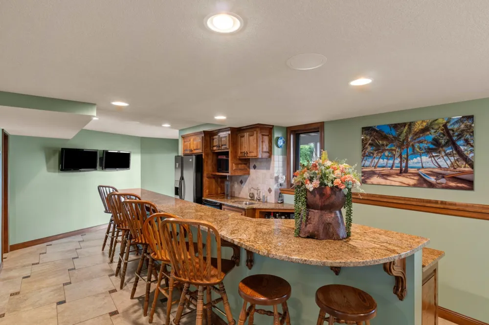 25701 Willow Lane New Prague, MN 56071