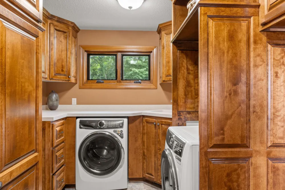 25701 Willow Lane New Prague, MN 56071
