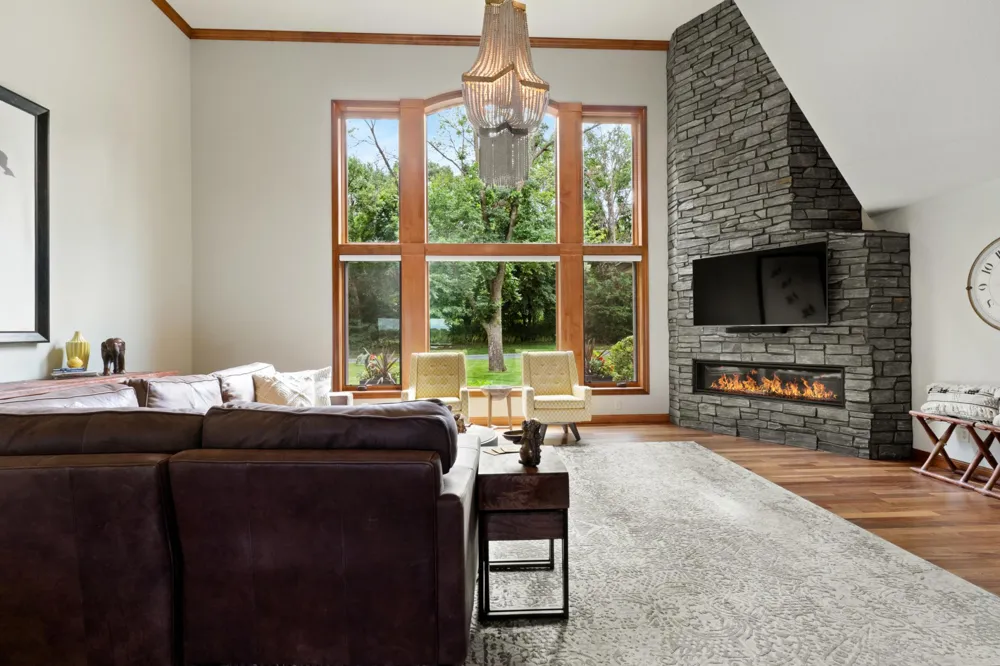 25701 Willow Lane New Prague, MN 56071