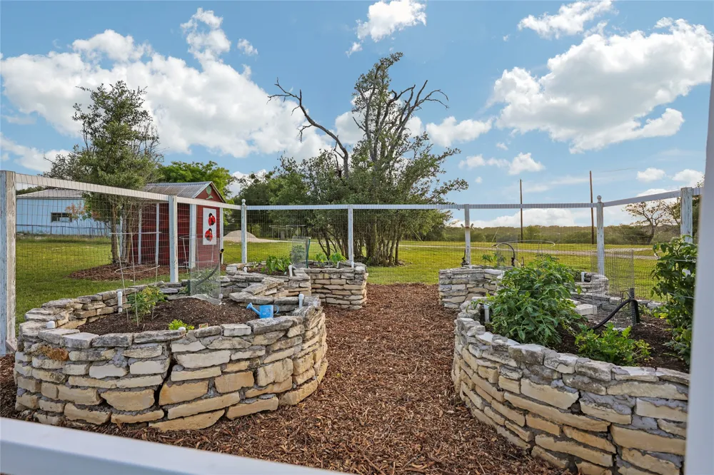 13471 Cedar Valley Road Salado, TX 76571