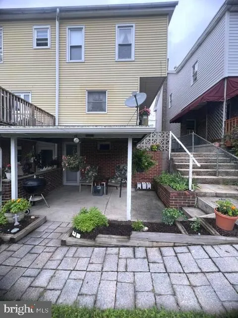 317 CENTRE AVE Schuylkill Haven, PA 17972