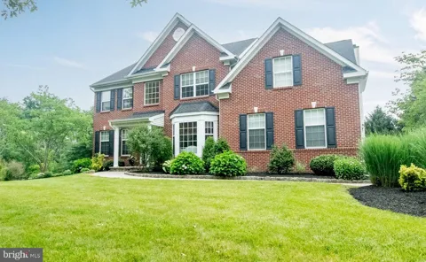 4 MARSHALL COURT