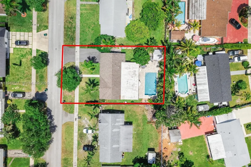 9241 SW 183rd Ter Palmetto Bay, FL 33157