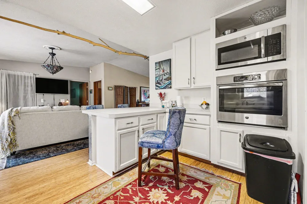 6675 122nd Avenue Ganges Township, MI 49408