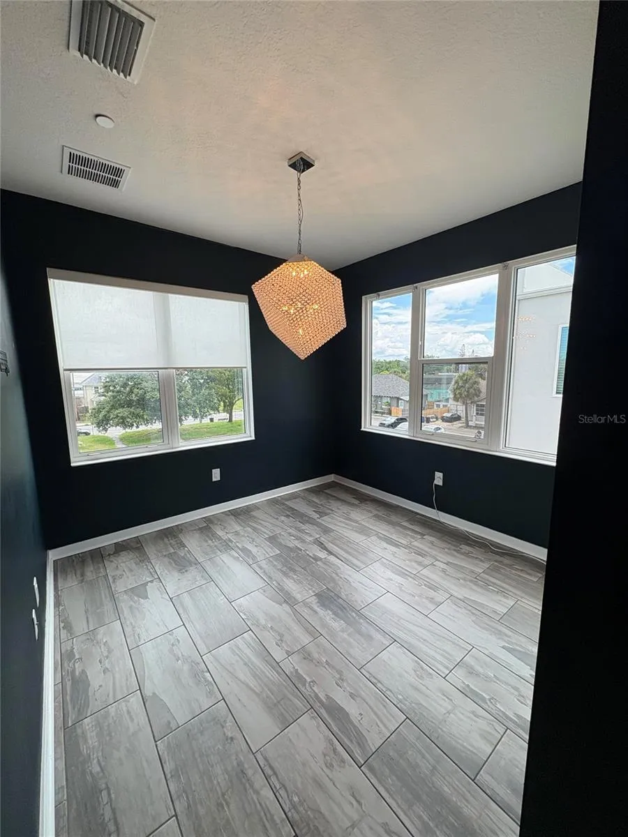 343 8TH STREET St Petersburg, FL 33701