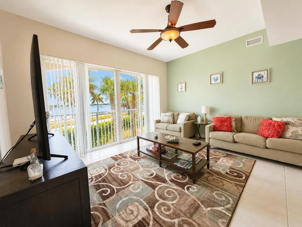 35 Harbour Isle Drive W #202 Fort Pierce, FL 34949