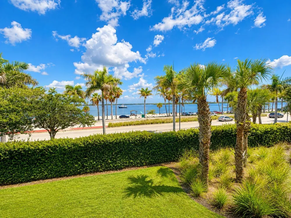 35 Harbour Isle Drive W #202 Fort Pierce, FL 34949