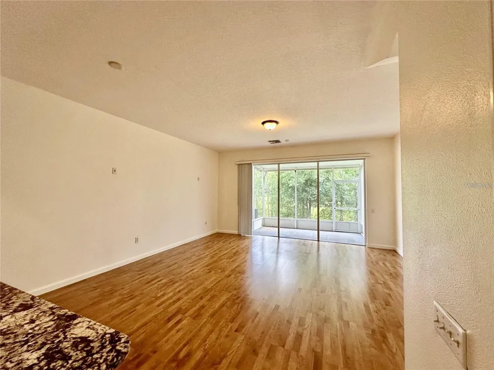26543 CASTLEVIEW WAY Wesley Chapel, FL 33544