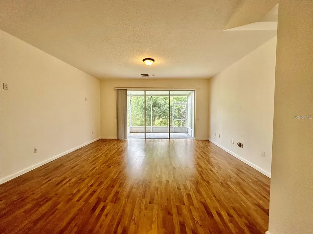 26543 CASTLEVIEW WAY Wesley Chapel, FL 33544