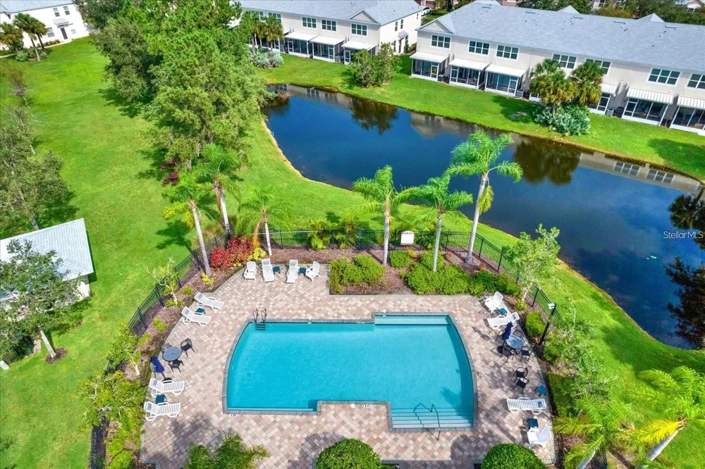 26543 CASTLEVIEW WAY Wesley Chapel, FL 33544