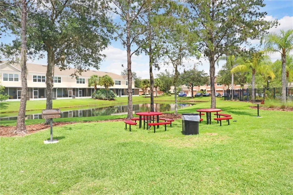 26543 CASTLEVIEW WAY Wesley Chapel, FL 33544