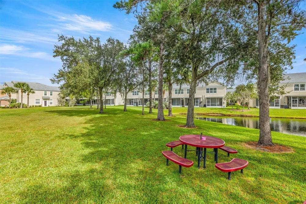 26543 CASTLEVIEW WAY Wesley Chapel, FL 33544
